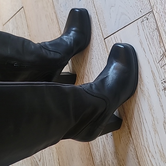 🖤 Nicole Govern Boots size 6.5 mid high Black Leather Block Heel - Picture 12 of 14